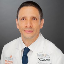 Dr. Carlos Manrique Neira, MD