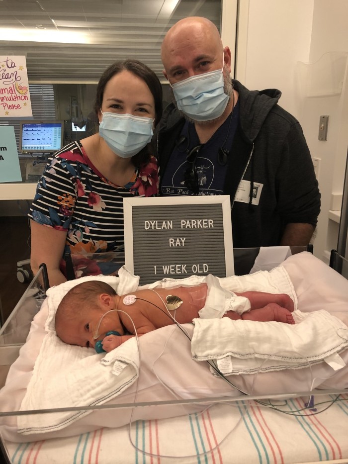 Patient Dylan in NICU with parents