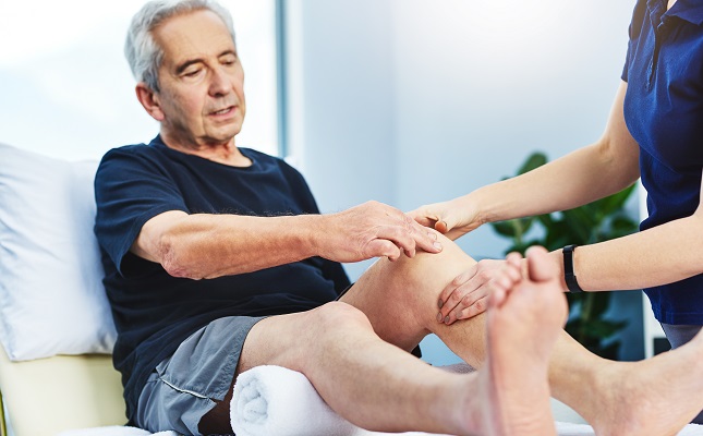 Lifestyle treatments for knee pain